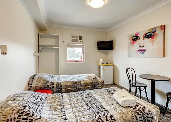 Standard Twin Room
